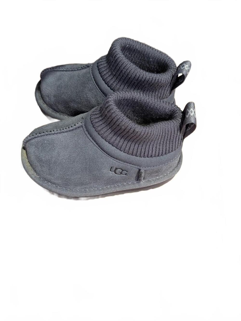 UGG Classic Ultra Stretch Cuff Boots Toddler Size 6 Gray Suede Cozy Winter Shoes